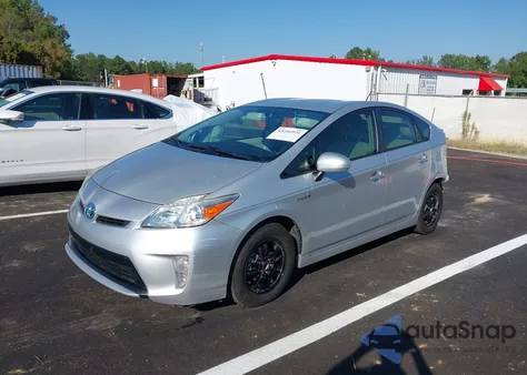 2015 Toyota Prius Three from USA, damaged, VIN JTDKN3DU7F0455025